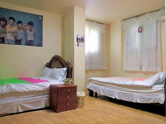 Ace Motel Busan 2*,